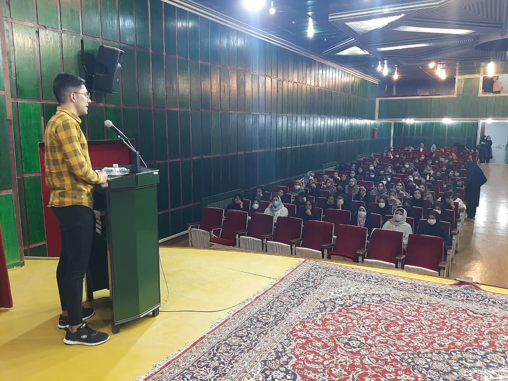 همایش آشنایی یا المپیادهای علمی ادبی و جشنواره خوارزمی
